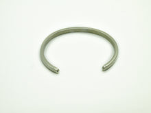 Carica l'immagine nel visualizzatore di Gallery, MILA Bracciale da braccio