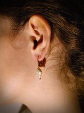 Load image into Gallery viewer, MINA Perlenohrringe